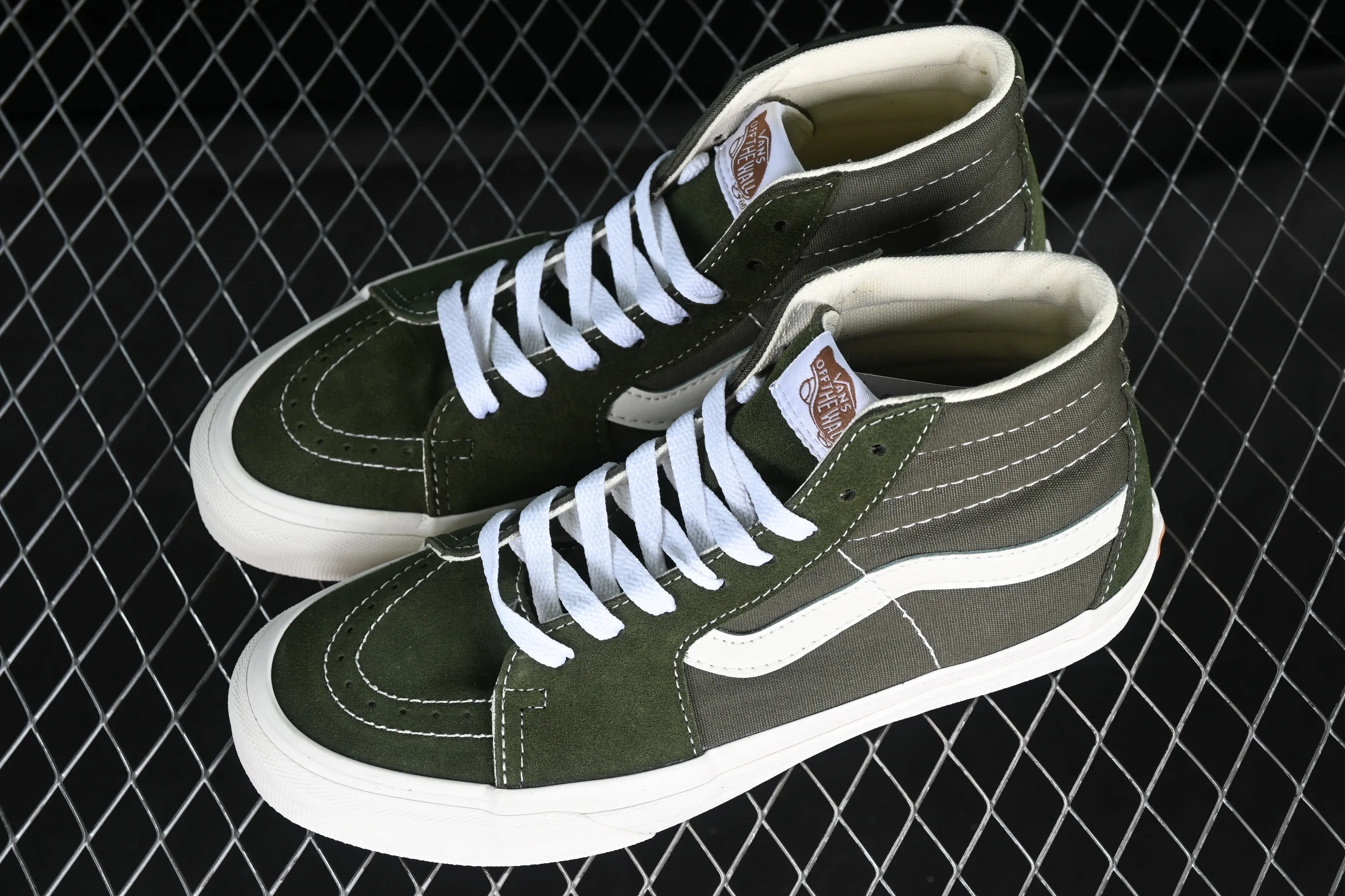 All categories Vans Vans series Vans Hi Vans high-top Vans SK8-Hi VR3 olive green Vans official Anaheim high-end branch high-top casual sneakers VN0005UN50K